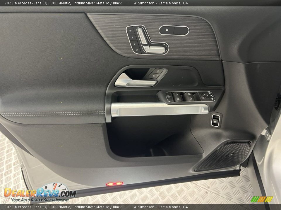 Door Panel of 2023 Mercedes-Benz EQB 300 4Matic Photo #5