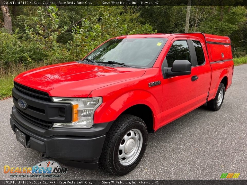 2019 Ford F150 XL SuperCab 4x4 Race Red / Earth Gray Photo #2