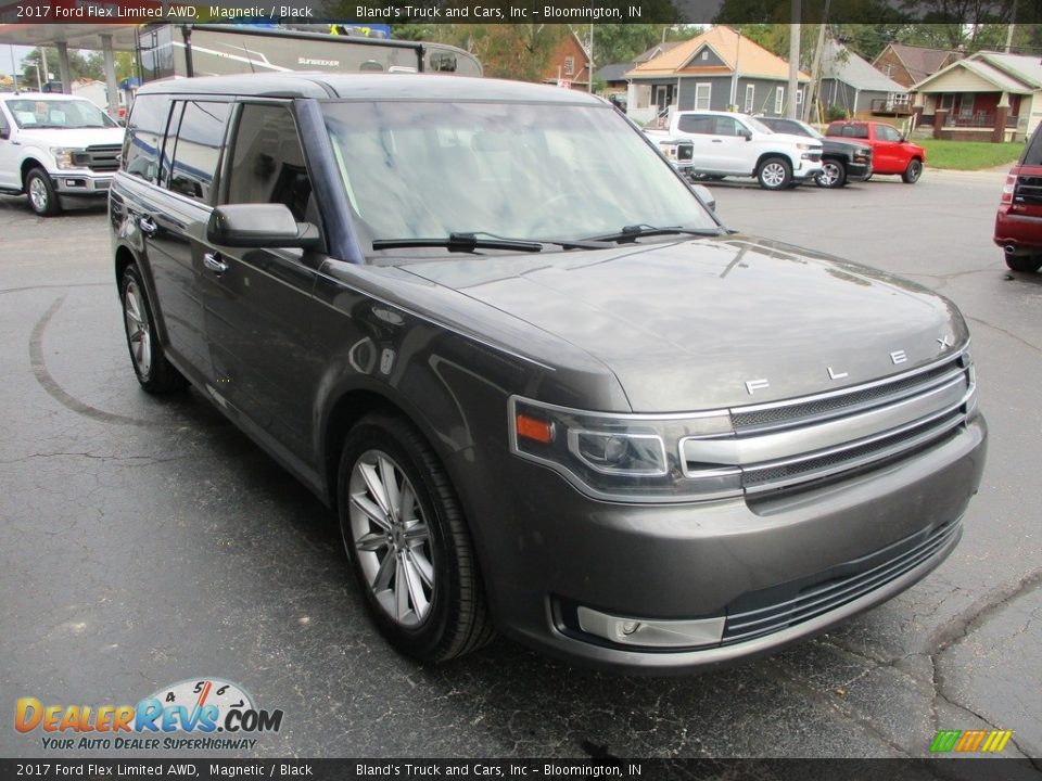 Front 3/4 View of 2017 Ford Flex Limited AWD Photo #5