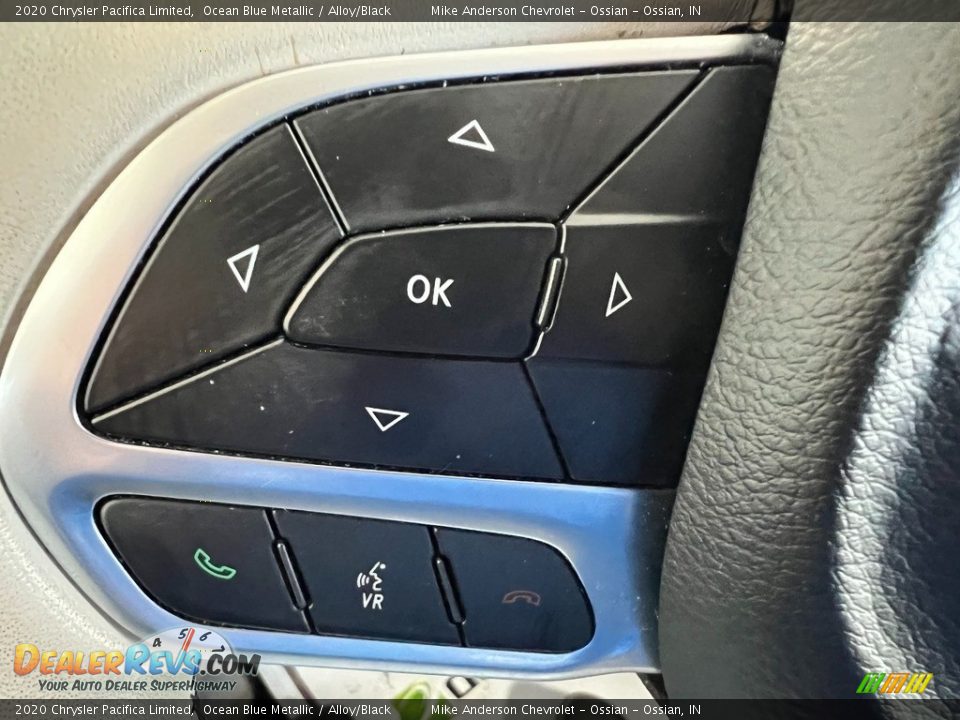 2020 Chrysler Pacifica Limited Steering Wheel Photo #17