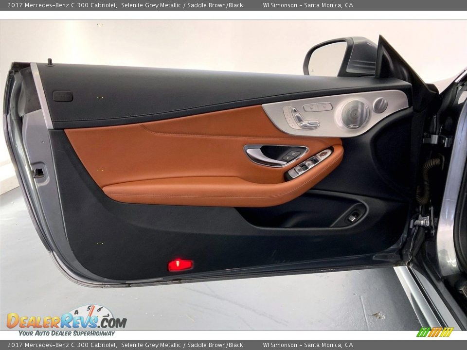 Door Panel of 2017 Mercedes-Benz C 300 Cabriolet Photo #25