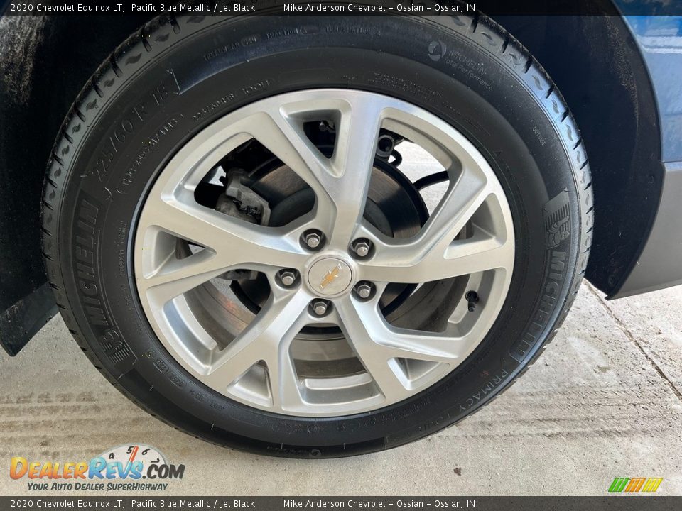 2020 Chevrolet Equinox LT Wheel Photo #11