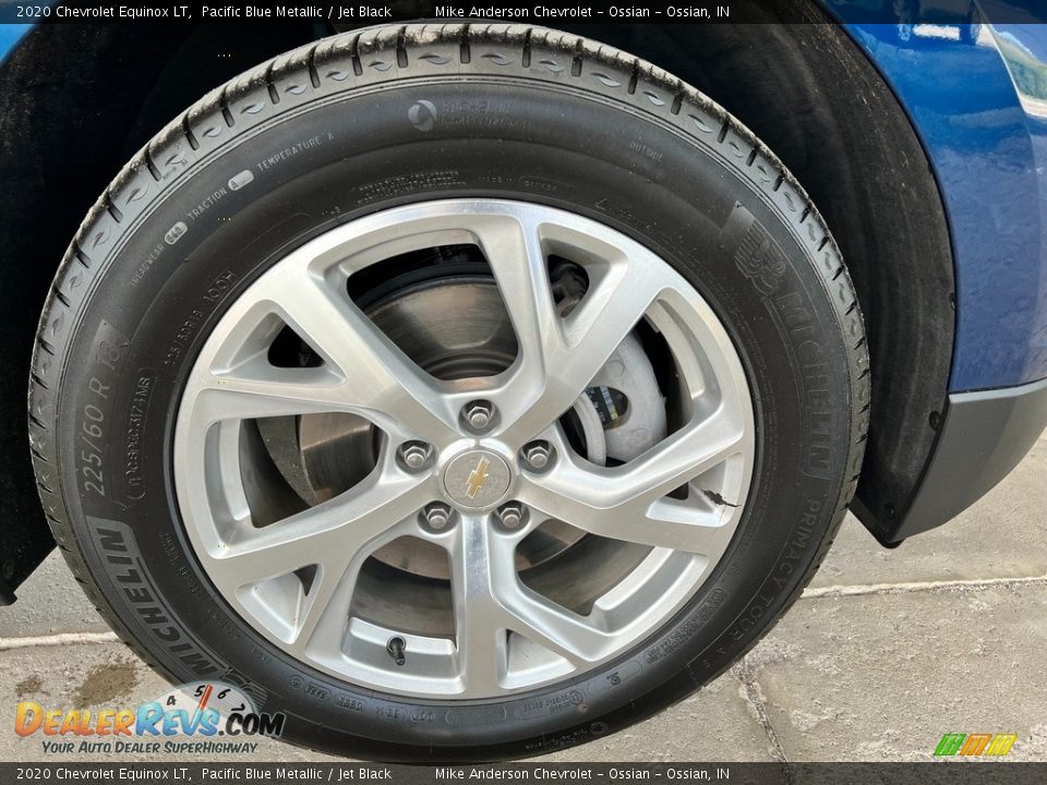 2020 Chevrolet Equinox LT Wheel Photo #13