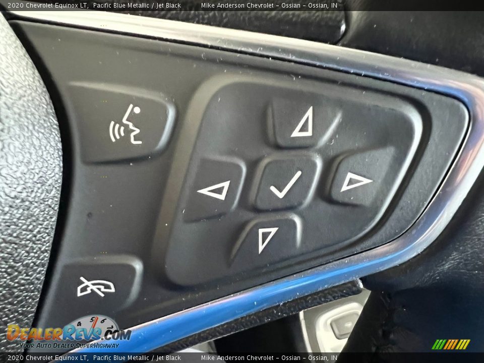 2020 Chevrolet Equinox LT Steering Wheel Photo #19