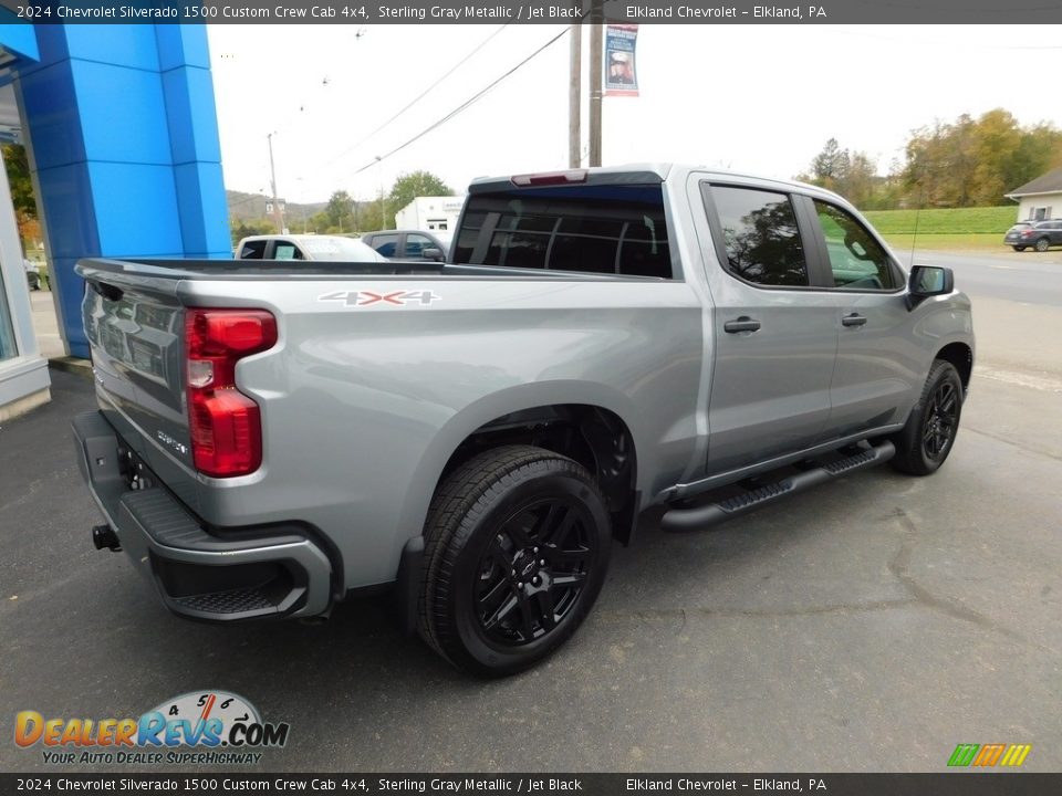 2024 Chevrolet Silverado 1500 Custom Crew Cab 4x4 Sterling Gray Metallic / Jet Black Photo #8