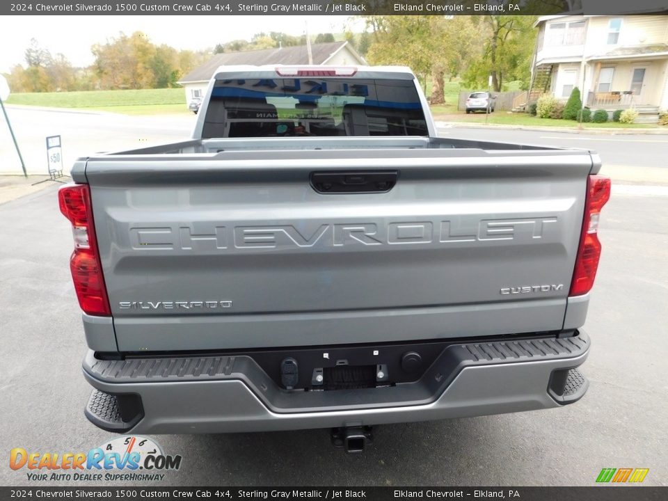 2024 Chevrolet Silverado 1500 Custom Crew Cab 4x4 Sterling Gray Metallic / Jet Black Photo #10