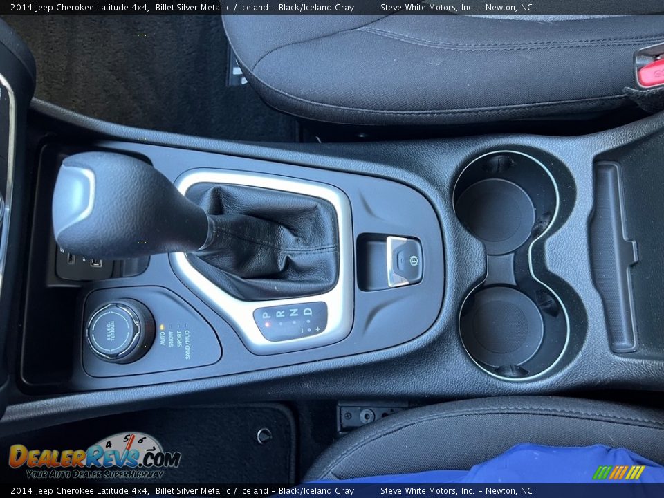 2014 Jeep Cherokee Latitude 4x4 Shifter Photo #27