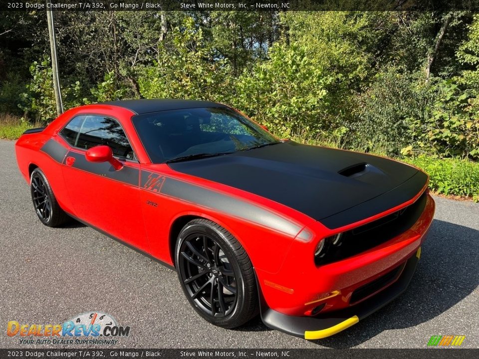 Front 3/4 View of 2023 Dodge Challenger T/A 392 Photo #4
