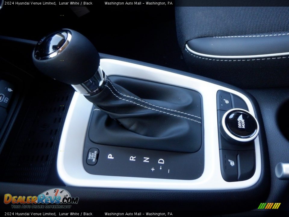 2024 Hyundai Venue Limited Shifter Photo #13