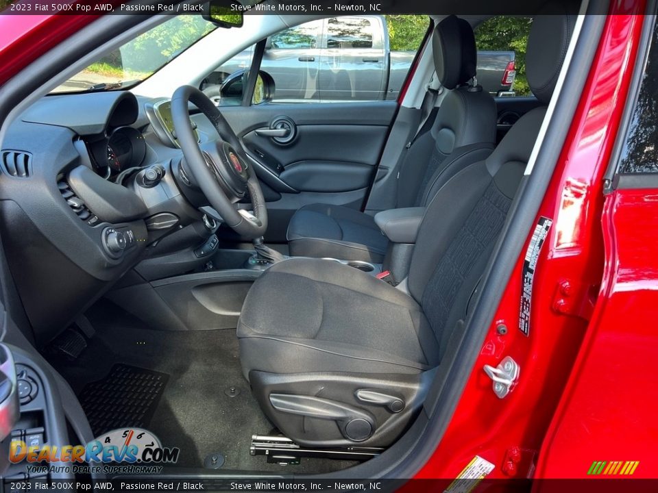 Black Interior - 2023 Fiat 500X Pop AWD Photo #11