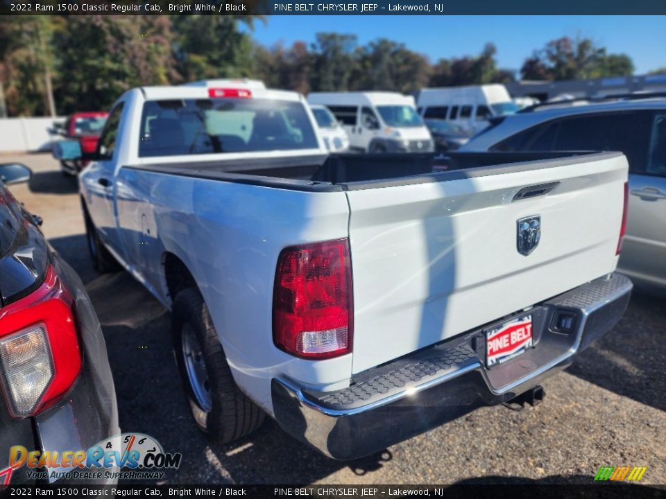 2022 Ram 1500 Classic Regular Cab Bright White / Black Photo #4