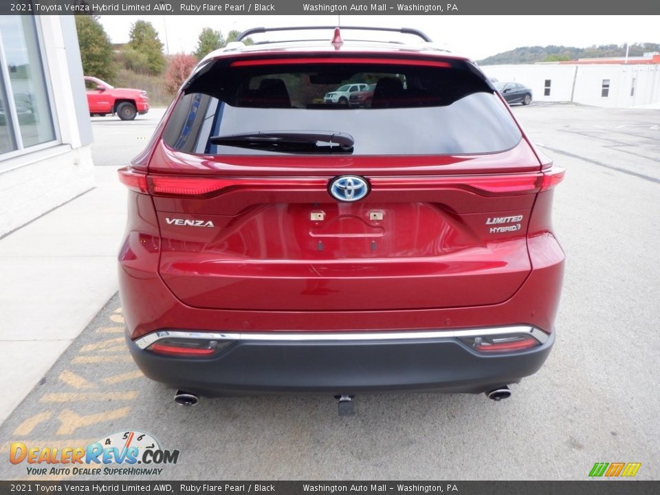 2021 Toyota Venza Hybrid Limited AWD Ruby Flare Pearl / Black Photo #17