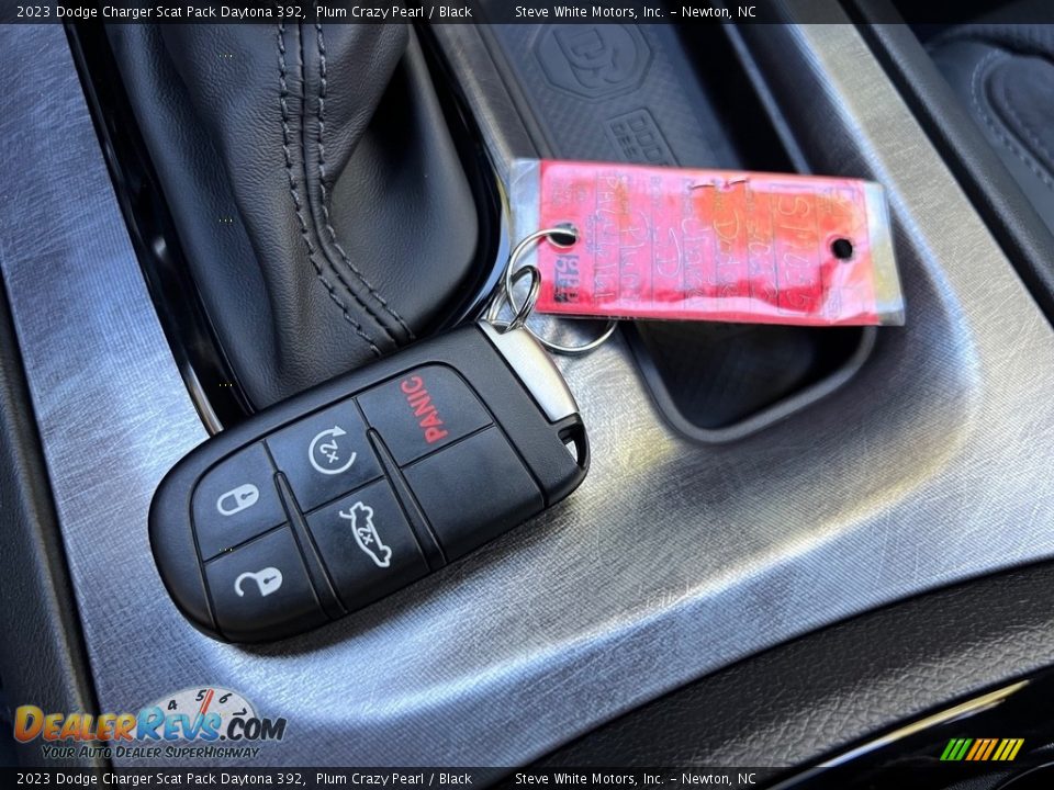 Keys of 2023 Dodge Charger Scat Pack Daytona 392 Photo #28