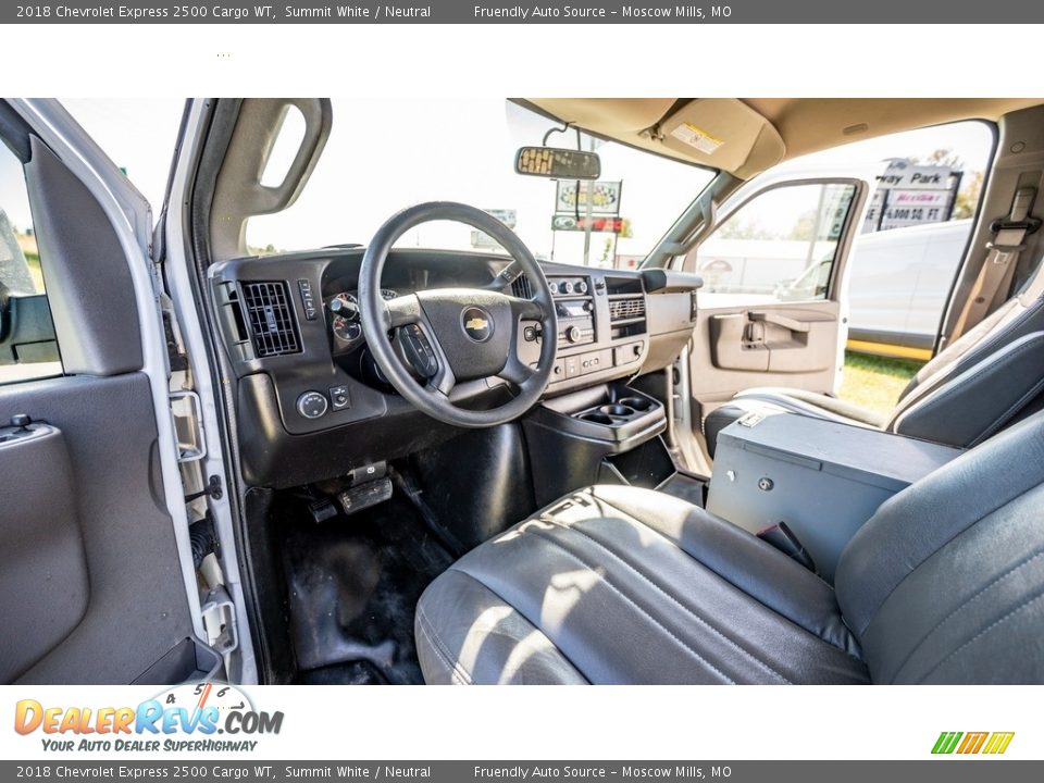 2018 Chevrolet Express 2500 Cargo WT Summit White / Neutral Photo #18