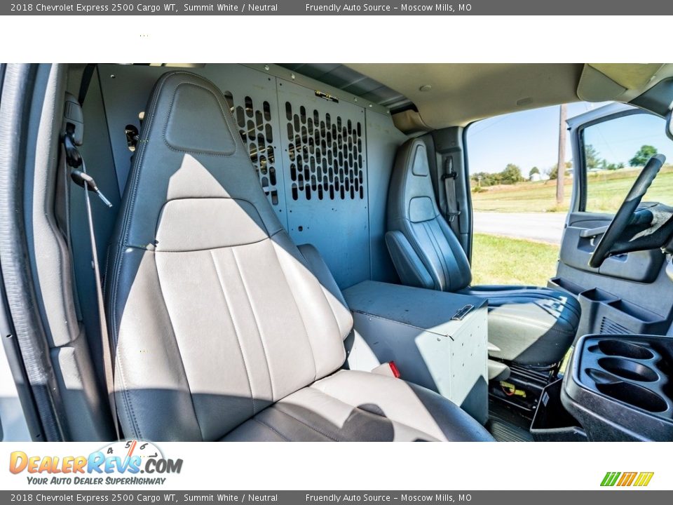2018 Chevrolet Express 2500 Cargo WT Summit White / Neutral Photo #25