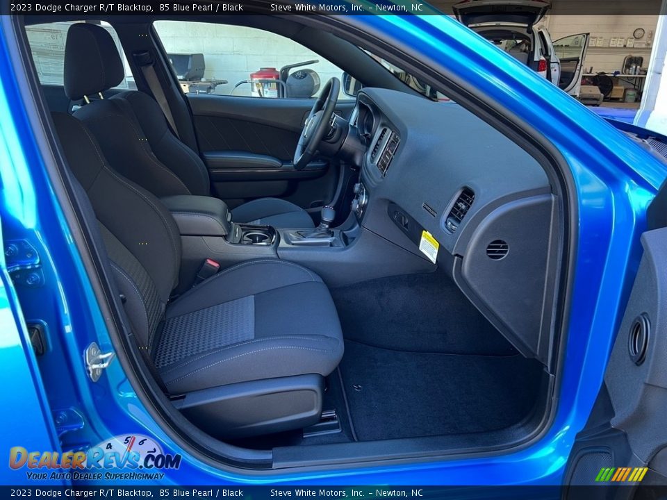 Front Seat of 2023 Dodge Charger R/T Blacktop Photo #18