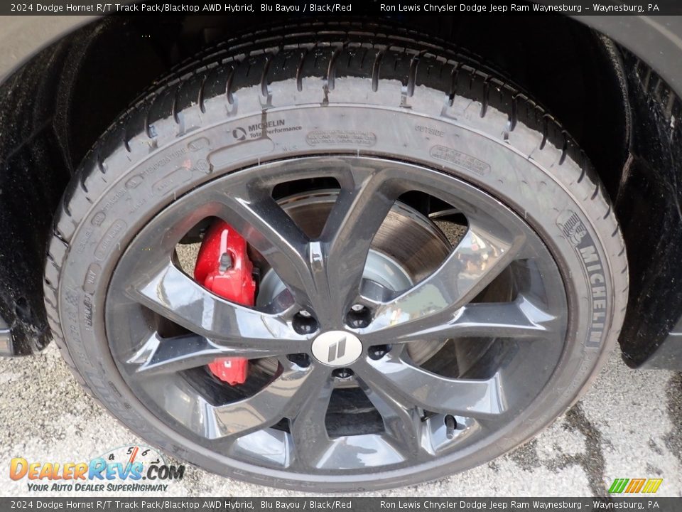 2024 Dodge Hornet R/T Track Pack/Blacktop AWD Hybrid Wheel Photo #10