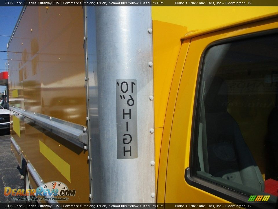2019 Ford E Series Cutaway E350 Commercial Moving Truck School Bus Yellow / Medium Flint Photo #12