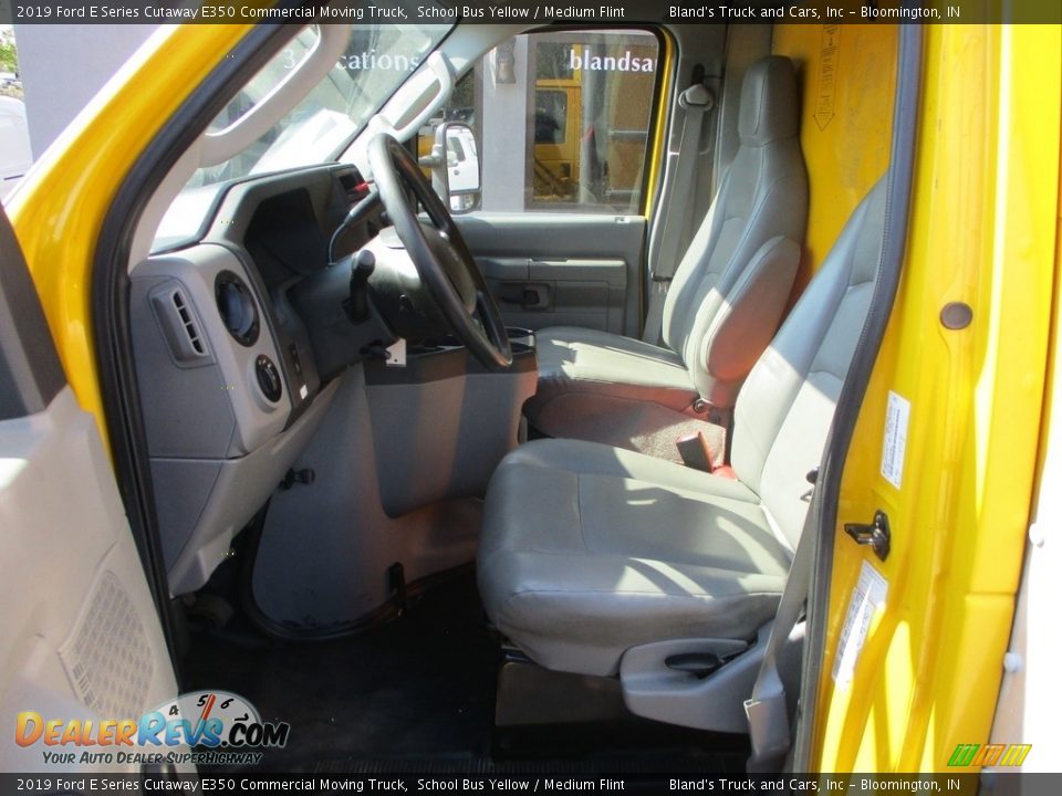 2019 Ford E Series Cutaway E350 Commercial Moving Truck School Bus Yellow / Medium Flint Photo #13