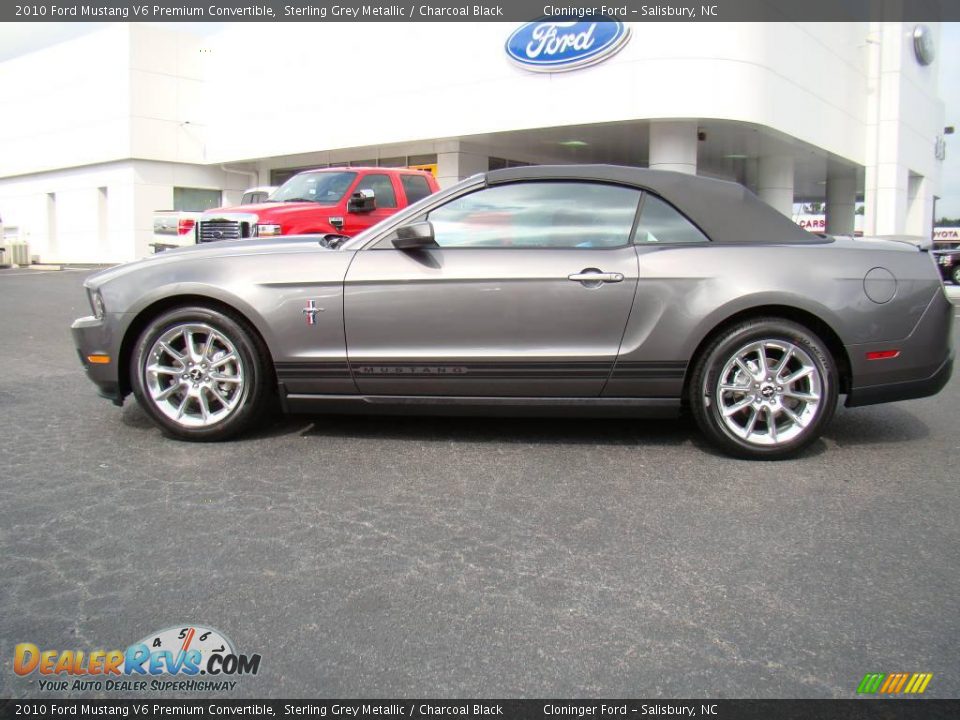 2010 Ford Mustang V6 Premium Convertible Sterling Grey Metallic / Charcoal Black Photo #5