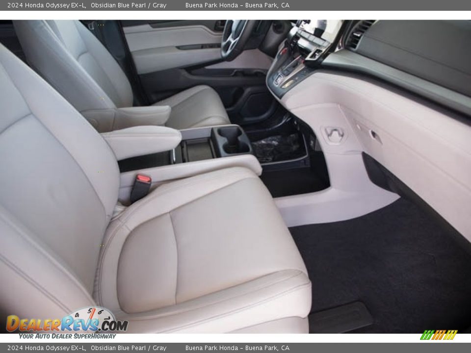 Front Seat of 2024 Honda Odyssey EX-L Photo #33