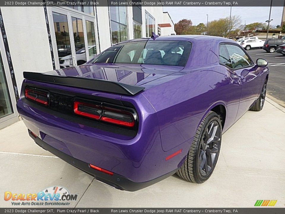 2023 Dodge Challenger SXT Plum Crazy Pearl / Black Photo #5