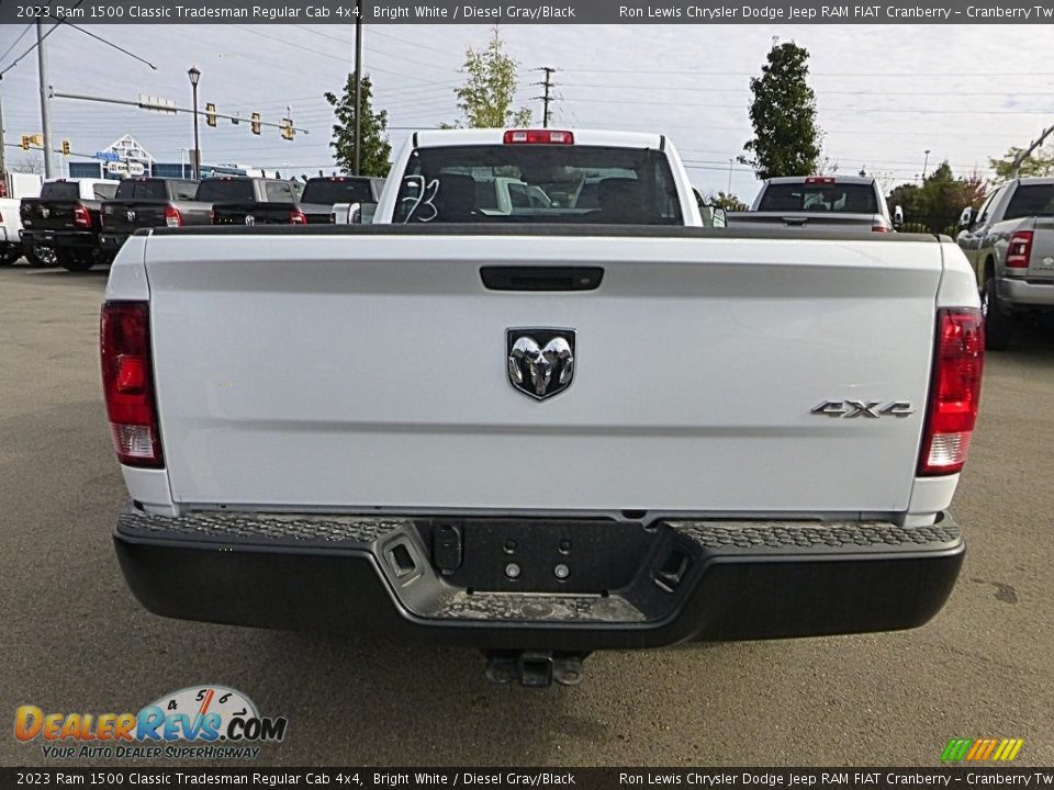 2023 Ram 1500 Classic Tradesman Regular Cab 4x4 Bright White / Diesel Gray/Black Photo #4