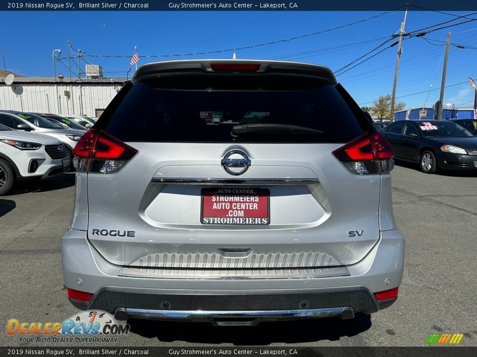 2019 Nissan Rogue SV Brilliant Silver / Charcoal Photo #5