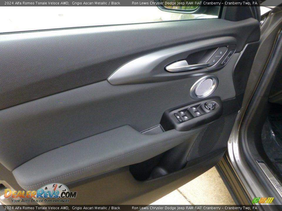 Door Panel of 2024 Alfa Romeo Tonale Veloce AWD Photo #13