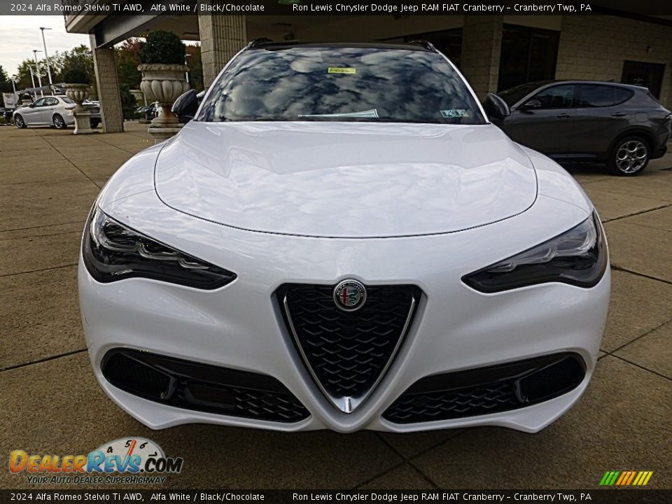 2024 Alfa Romeo Stelvio Ti AWD Alfa White / Black/Chocolate Photo #8