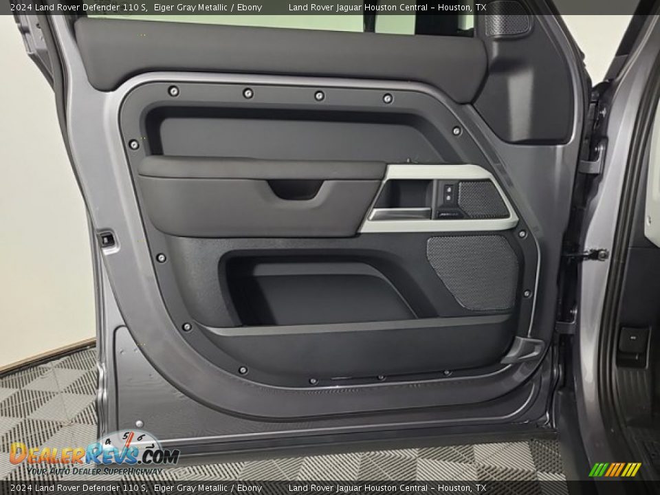 Door Panel of 2024 Land Rover Defender 110 S Photo #13