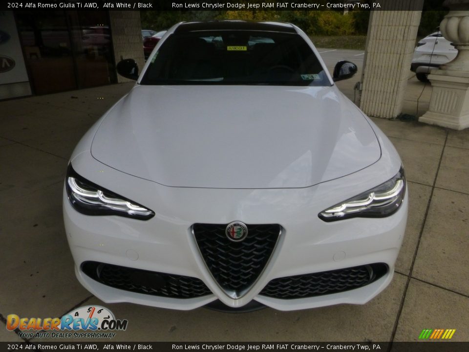 2024 Alfa Romeo Giulia Ti AWD Alfa White / Black Photo #9