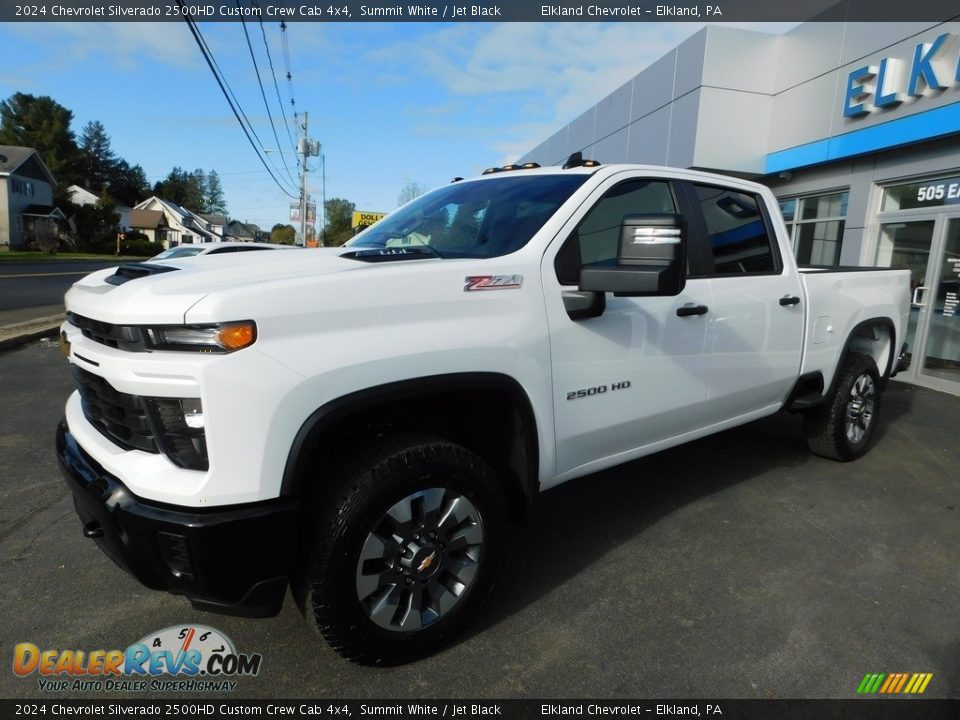 2024 Chevrolet Silverado 2500HD Custom Crew Cab 4x4 Summit White / Jet Black Photo #2