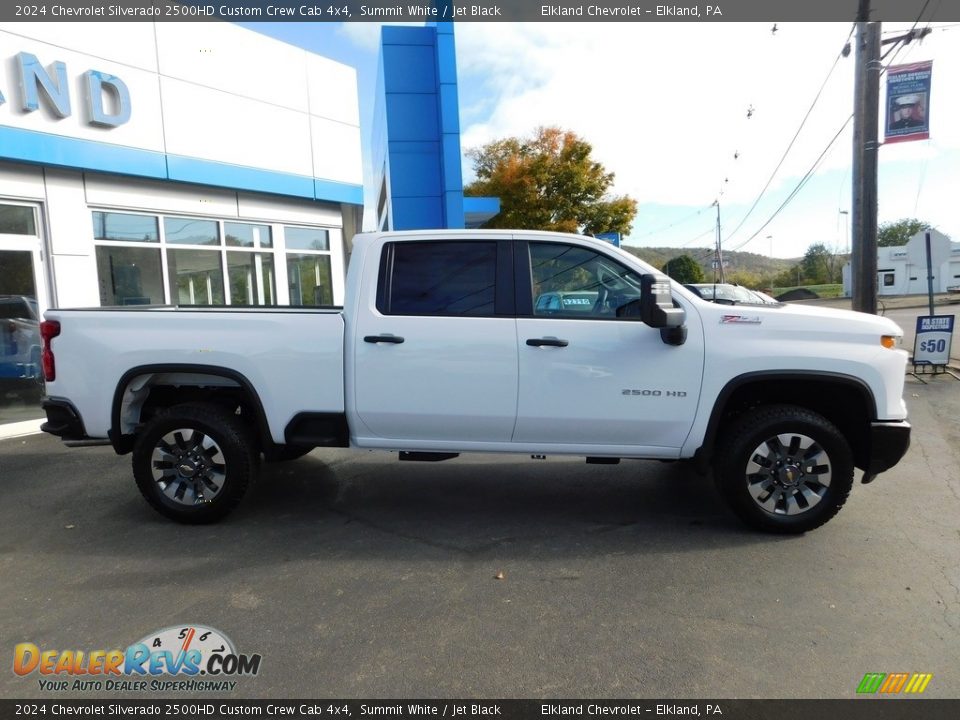 2024 Chevrolet Silverado 2500HD Custom Crew Cab 4x4 Summit White / Jet Black Photo #7