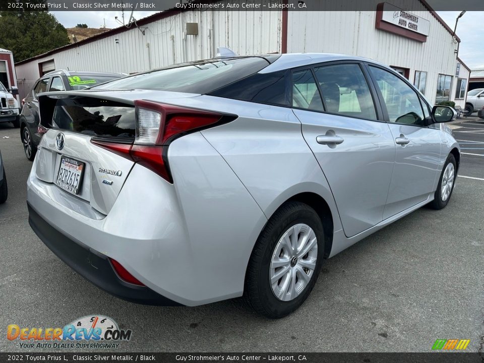 2022 Toyota Prius L Classic Silver Metallic / Black Photo #6