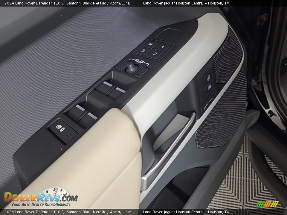 Door Panel of 2024 Land Rover Defender 110 S Photo #14