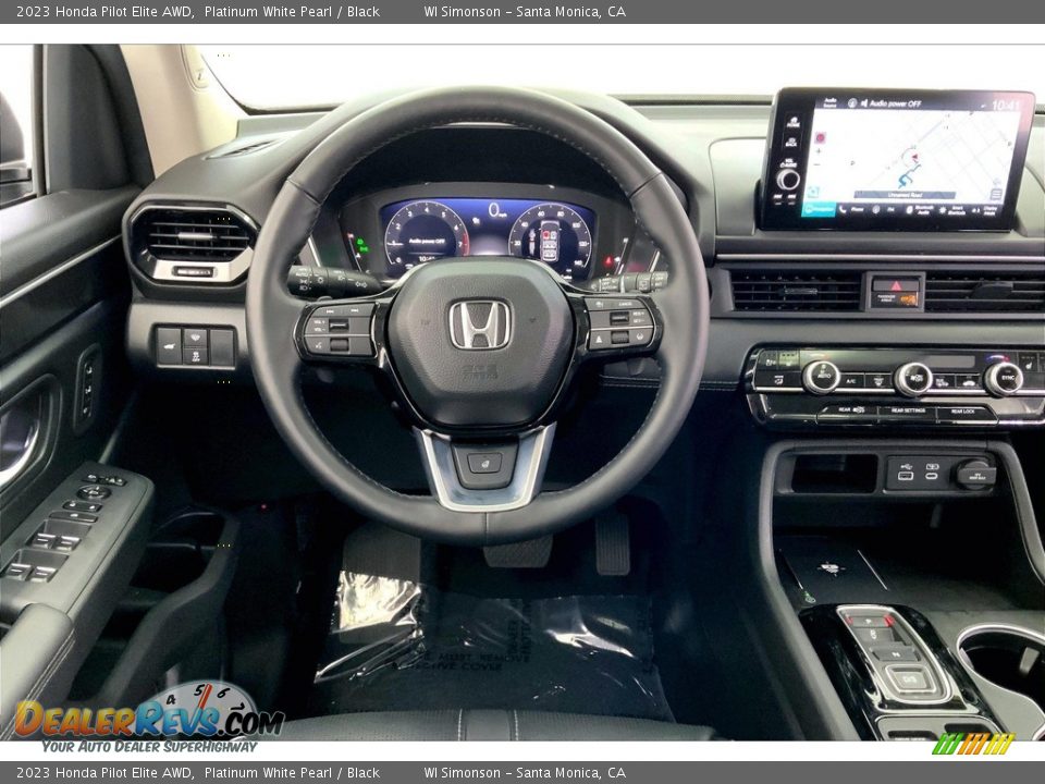Dashboard of 2023 Honda Pilot Elite AWD Photo #4