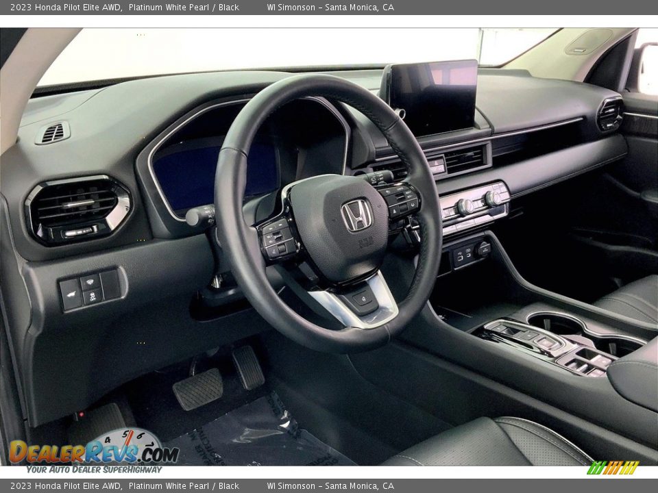 Dashboard of 2023 Honda Pilot Elite AWD Photo #14