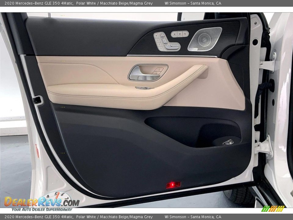 Door Panel of 2020 Mercedes-Benz GLE 350 4Matic Photo #26