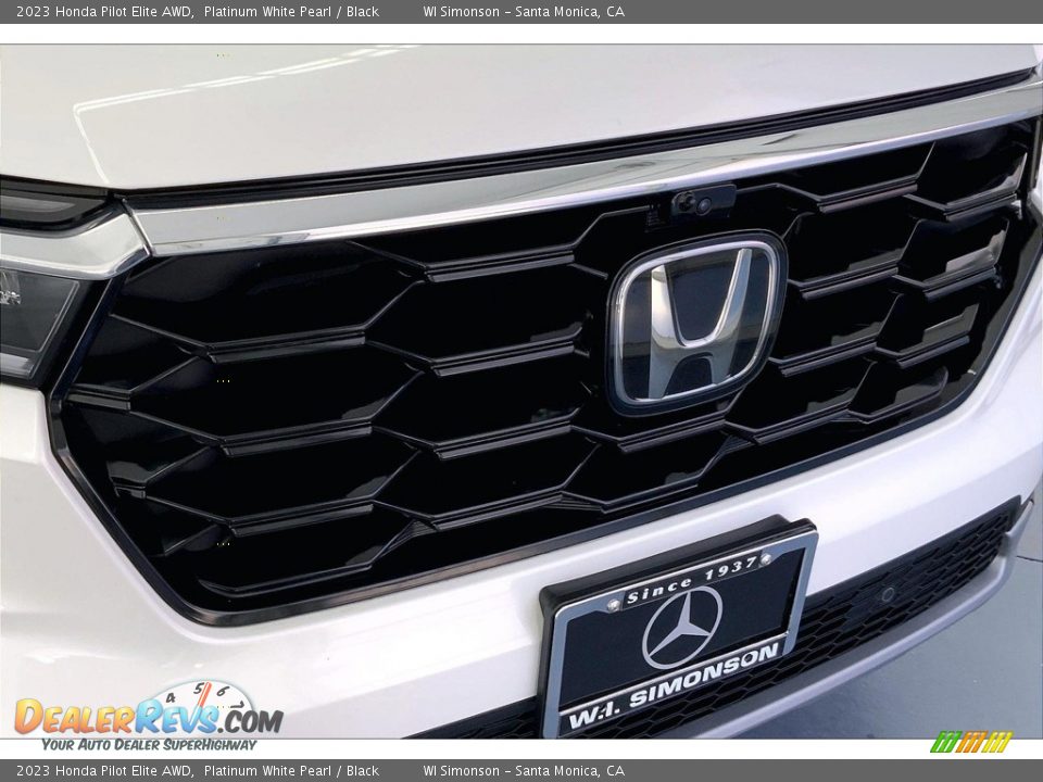 2023 Honda Pilot Elite AWD Platinum White Pearl / Black Photo #30