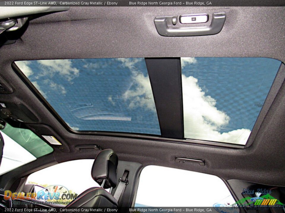 Sunroof of 2022 Ford Edge ST-Line AWD Photo #23