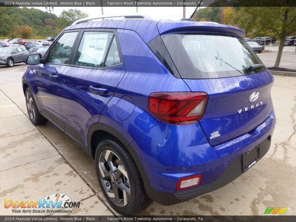 2024 Hyundai Venue Limited Intense Blue / Black Photo #5