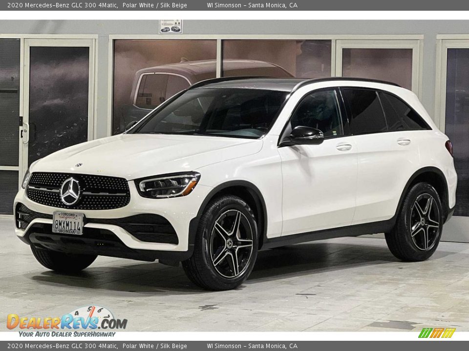 Front 3/4 View of 2020 Mercedes-Benz GLC 300 4Matic Photo #8