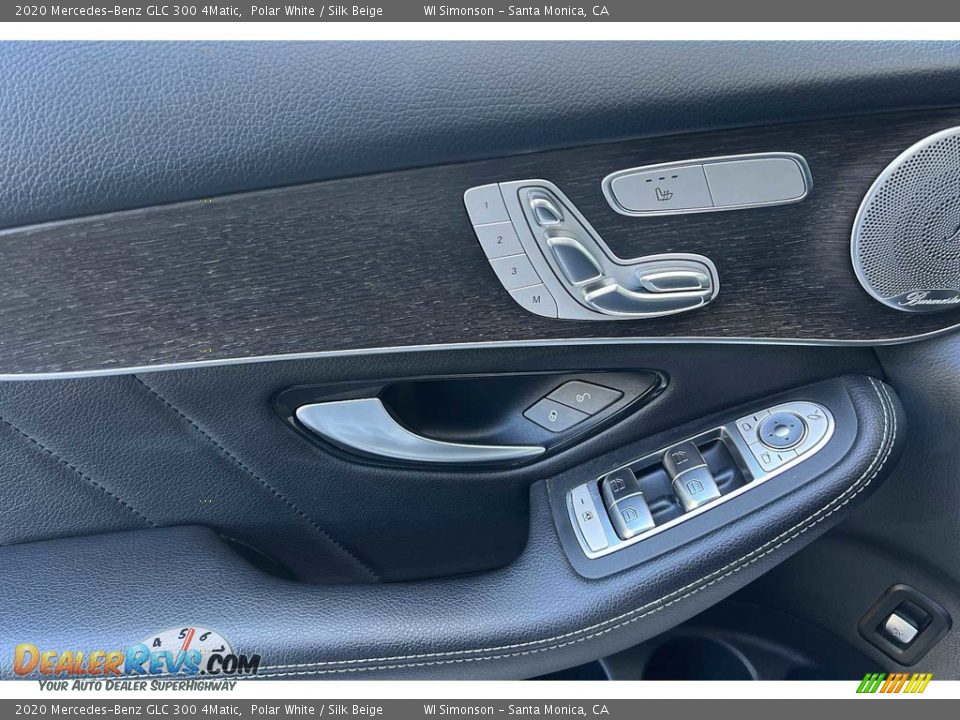 Door Panel of 2020 Mercedes-Benz GLC 300 4Matic Photo #11