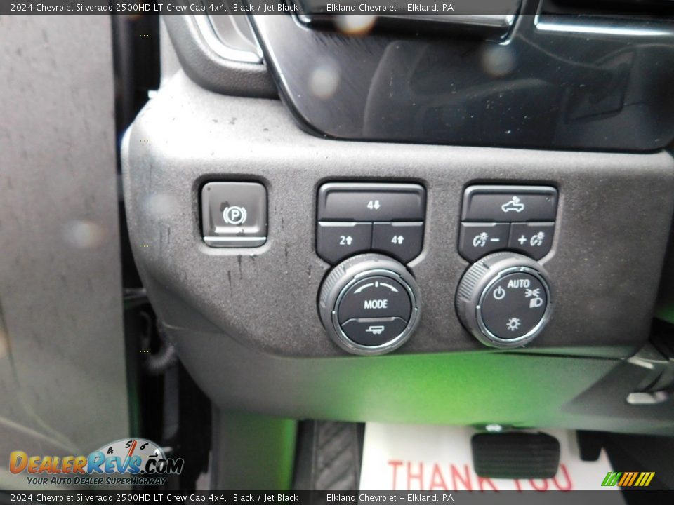 2024 Chevrolet Silverado 2500HD LT Crew Cab 4x4 Black / Jet Black Photo #28