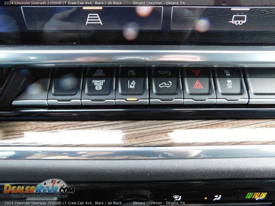 Controls of 2024 Chevrolet Silverado 2500HD LT Crew Cab 4x4 Photo #35