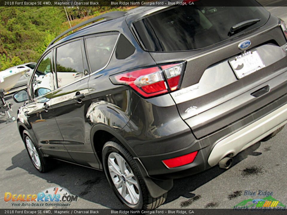 2018 Ford Escape SE 4WD Magnetic / Charcoal Black Photo #27