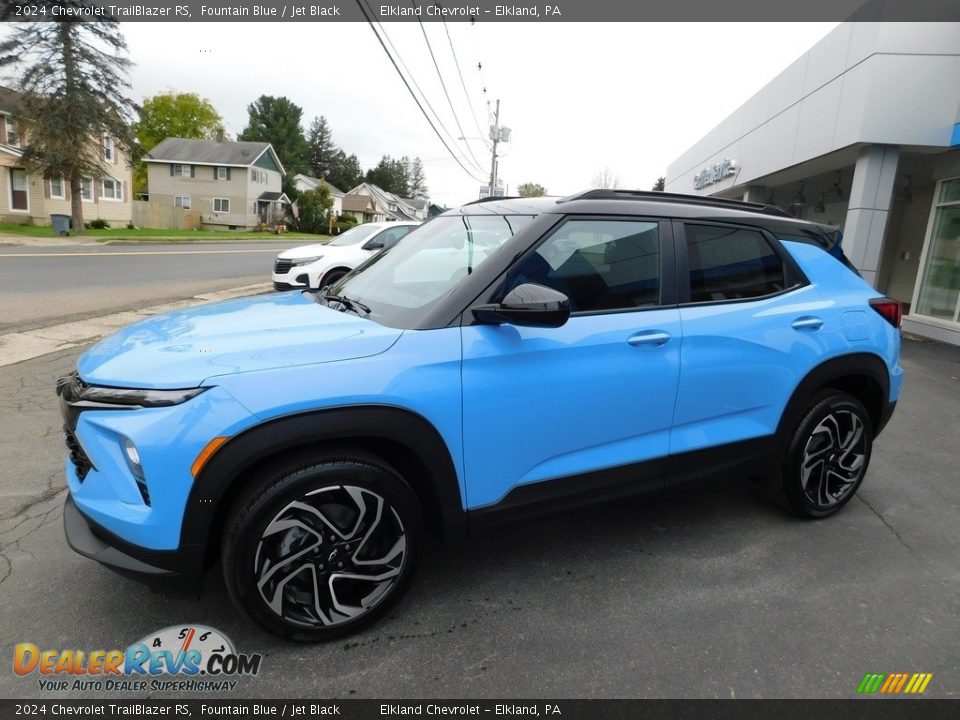 Front 3/4 View of 2024 Chevrolet TrailBlazer RS Photo #1