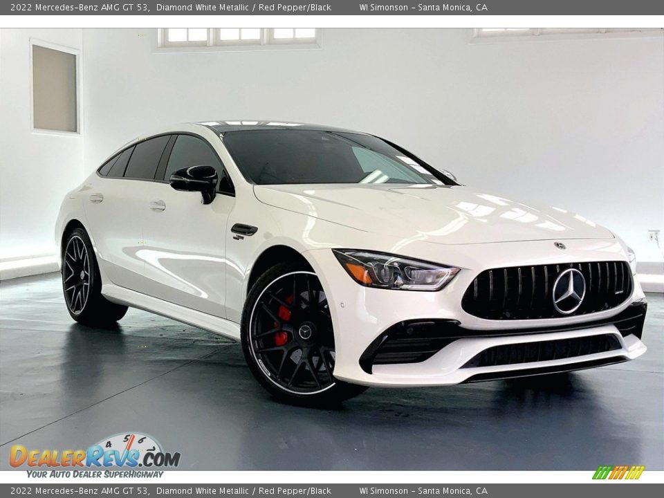 Front 3/4 View of 2022 Mercedes-Benz AMG GT 53 Photo #34