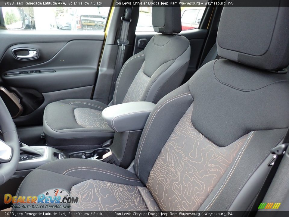 Front Seat of 2023 Jeep Renegade Latitude 4x4 Photo #11